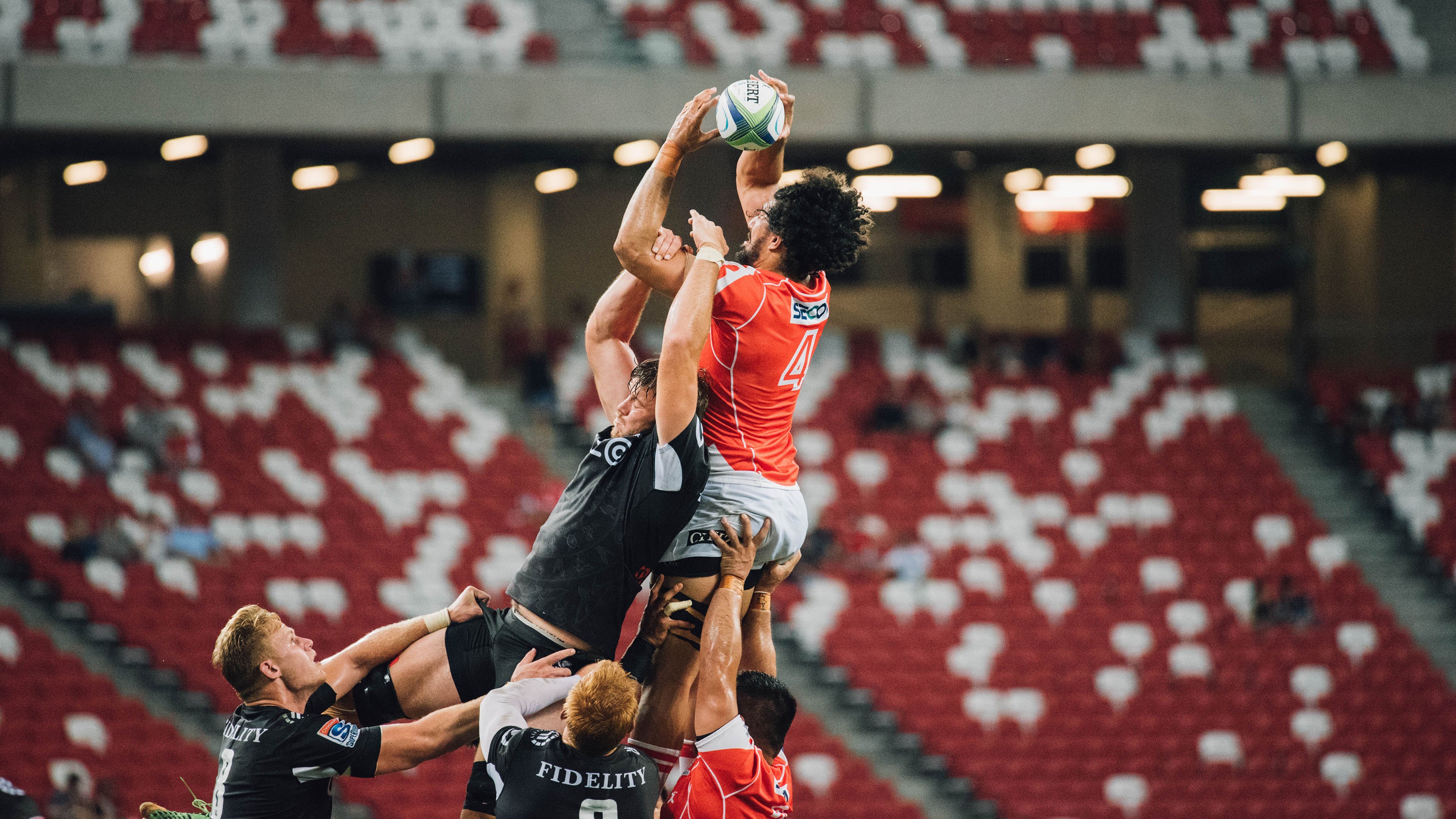 吉林队轻取四川队，福克斯统治全场